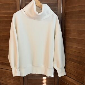 Varley Cream Turtleneck Sweatshirt